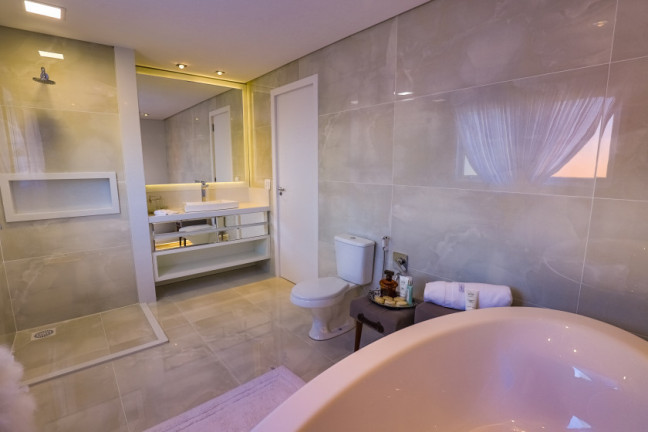 Imagem Casa com 4 Quartos à Venda, 249 m² em Laje De Pedra - Canela Imagem Casa com 4 Quartos à Venda, 249 m² em Laje De Pedra - Canela