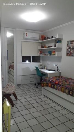 Imagem Apartamento com 3 Quartos à Venda, 150 m² em Espinheiro - Recife