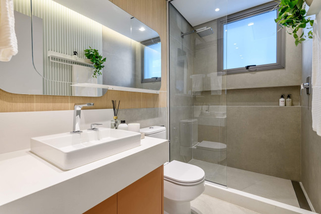 Imagem Imóvel com 3 Quartos à Venda, 394 m² em Petrópolis - Porto Alegre Imagem Imóvel com 3 Quartos à Venda, 394 m² em Petrópolis - Porto Alegre