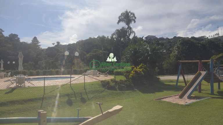 Imagem Casa com 5 Quartos à Venda, 580 m² em Centro - Jambeiro