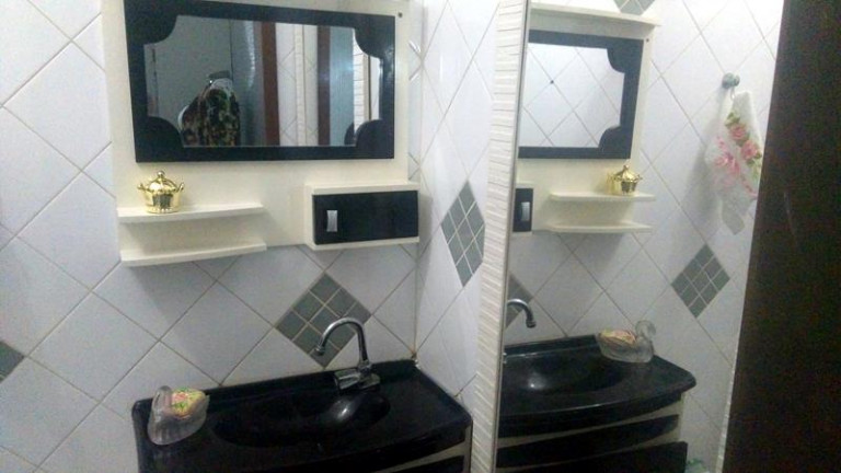 Imagem Casa com 4 Quartos à Venda, 240 m² em Itapuã - Salvador