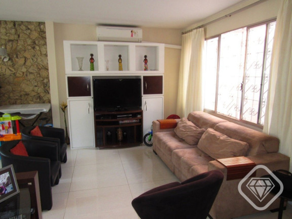 Imagem Casa com 4 Quartos à Venda, 363 m² em Tristeza - Porto Alegre