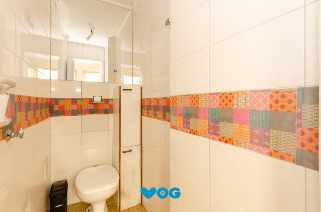 Imagem Imóvel com 2 Quartos à Venda, 72 m² em Santa Cecília - Porto Alegre Imagem Imóvel com 2 Quartos à Venda, 72 m² em Santa Cecília - Porto Alegre