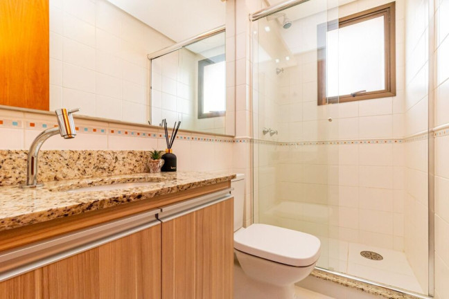 Imagem Apartamento com 2 Quartos à Venda, 75 m² em Petrópolis - Porto Alegre