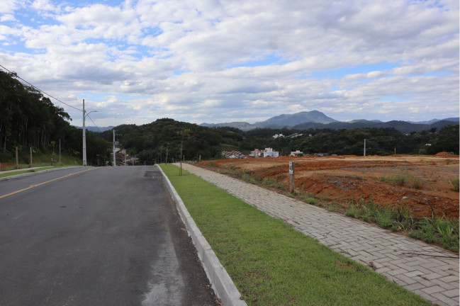 Imagem Imóvel à Venda, 281 m² em Itoupavazinha - Blumenau Imagem Imóvel à Venda, 281 m² em Itoupavazinha - Blumenau
