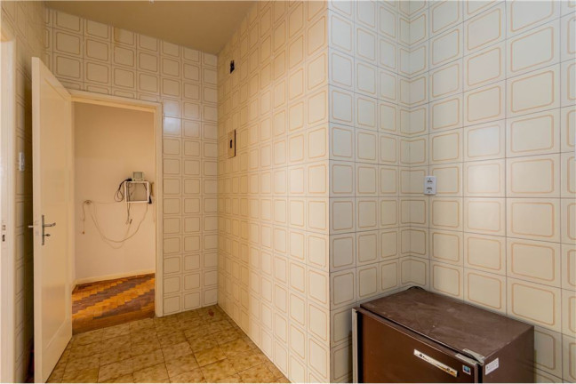 Imagem Imóvel com 3 Quartos à Venda, em Independência - Porto Alegre Imagem Imóvel com 3 Quartos à Venda, em Independência - Porto Alegre