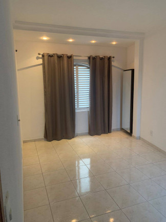 Imagem Casa com 3 Quartos à Venda, 1.480.000 m² em São Paulo - Jundiaí Imagem Casa com 3 Quartos à Venda, 1.480.000 m² em São Paulo - Jundiaí