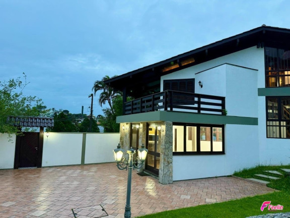 Imagem Casa com 4 Quartos à Venda, 340 m² em Cacupé - Florianópolis Imagem Casa com 4 Quartos à Venda, 340 m² em Cacupé - Florianópolis