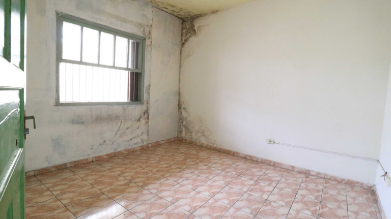 Imagem Casa com 4 Quartos à Venda, 197 m² em Parque Peruche - São Paulo
