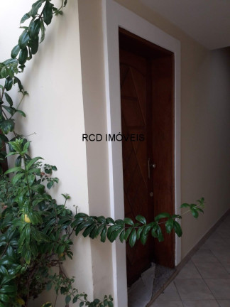 Imagem Sobrado com 4 Quartos à Venda, 210 m² em Jardim Peri Peri - São Paulo