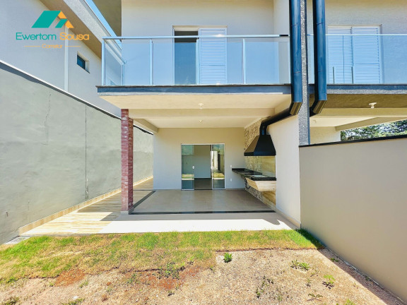 Imagem Sobrado com 3 Quartos à Venda, 120 m² em Jardim Maristela - Atibaia