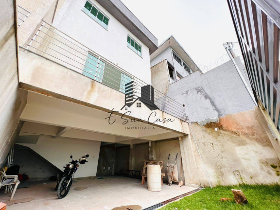 Imagem Casa com 3 Quartos à Venda, 170 m² em Cabral - Contagem