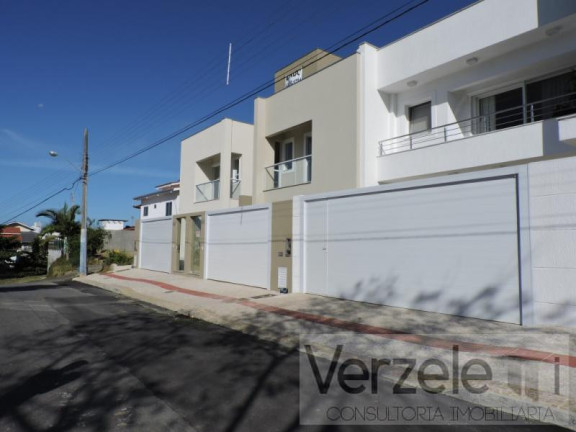 Imagem Casa com 3 Quartos à Venda, 175 m² em Praia Dos Amores - Balneário Camboriú Imagem Casa com 3 Quartos à Venda, 175 m² em Praia Dos Amores - Balneário Camboriú