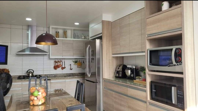Imagem Casa com 3 Quartos à Venda, 200 m² em Cuiabá Imagem Casa com 3 Quartos à Venda, 200 m² em Cuiabá