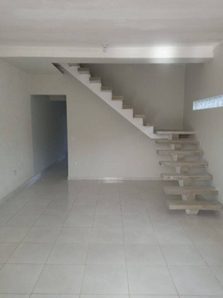 Imagem Sobrado com 2 Quartos à Venda, 128 m² em Rio Escuro - Ubatuba Imagem Sobrado com 2 Quartos à Venda, 128 m² em Rio Escuro - Ubatuba