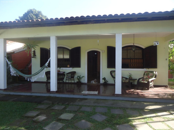 Casa com 3 Quartos à Venda, 450 m² em Engenho Do Mato - Niterói