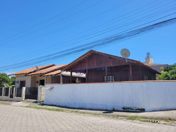 Imagem Casa à Venda, 235 m² em Centro - Penha Imagem Casa à Venda, 235 m² em Centro - Penha
