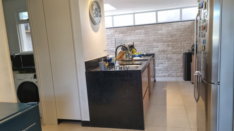 Imagem Apartamento com 3 Quartos à Venda, 143 m² em Sion - Belo Horizonte Imagem Apartamento com 3 Quartos à Venda, 143 m² em Sion - Belo Horizonte