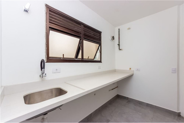 Imagem Apartamento com 3 Quartos à Venda, 250 m² em Moema - São Paulo Imagem Apartamento com 3 Quartos à Venda, 250 m² em Moema - São Paulo