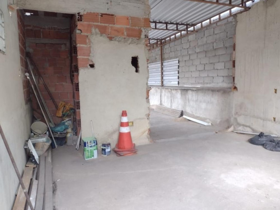 Imagem Imóvel com 2 Quartos para Alugar, 25 m² em Campo Grande - Rio De Janeiro