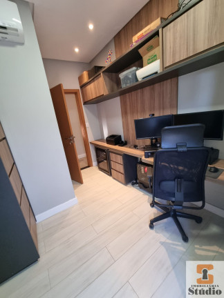 Imagem Casa com 4 Quartos à Venda, 360 m² em Papagaio - Feira De Santana