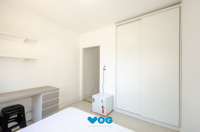 Imagem Imóvel com 1 Quarto à Venda, 21 m² em Centro - Porto Alegre Imagem Imóvel com 1 Quarto à Venda, 21 m² em Centro - Porto Alegre