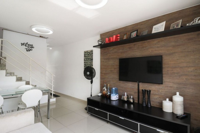 Imagem Imóvel com 2 Quartos à Venda,  em Vila Ré - São Paulo