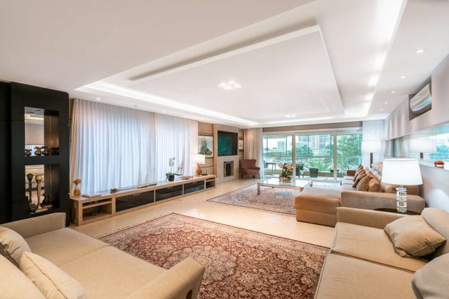 Apartamento com 3 Quartos à Venda, 271 m² em Três Figueiras - Porto Alegre