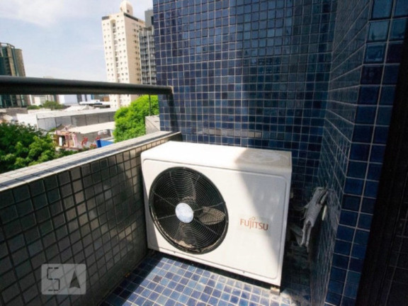 Imagem Flat com 1 Quarto para Alugar, 55 m² em Moema - São Paulo