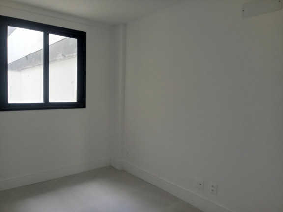 Imagem Apartamento com 3 Quartos à Venda, 117 m² em Tijuca - Rio De Janeiro Imagem Apartamento com 3 Quartos à Venda, 117 m² em Tijuca - Rio De Janeiro