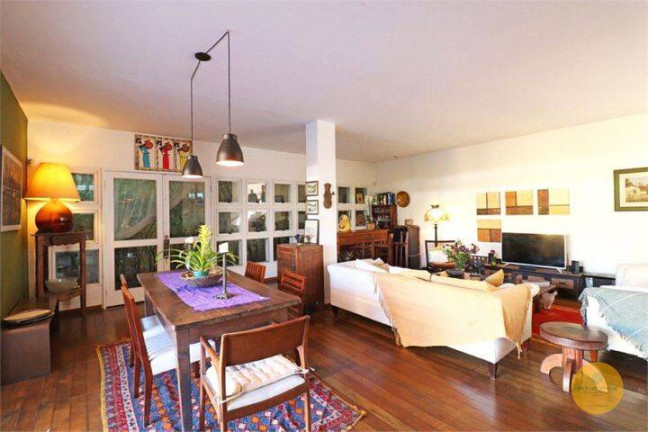 Imagem Casa com 4 Quartos à Venda, 329 m² em Alto De Pinheiros - São Paulo