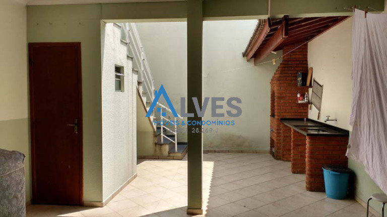 Imagem Casa com 4 Quartos à Venda, 245 m² em Parque Jaçatuba - Santo André