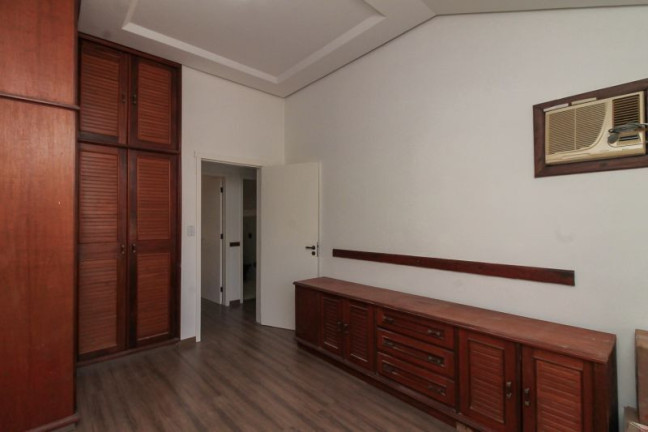 Imagem Casa com 2 Quartos à Venda, 79 m² em Tristeza - Porto Alegre