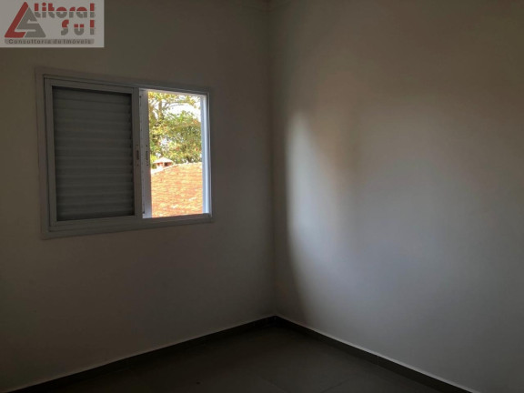 Imagem Casa com 2 Quartos à Venda, 65 m² em Real - Praia Grande Imagem Casa com 2 Quartos à Venda, 65 m² em Real - Praia Grande