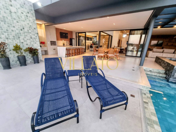 Imagem Casa com 4 Quartos à Venda, 590 m² em Jardins Munique - Goiânia