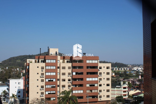 Imagem Apartamento com 3 Quartos à Venda, 181 m² em Nossa Senhora De Lourdes - Santa Maria Imagem Apartamento com 3 Quartos à Venda, 181 m² em Nossa Senhora De Lourdes - Santa Maria