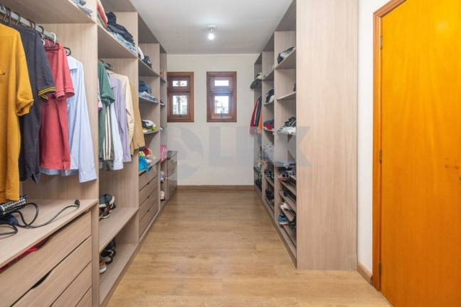 Imagem Imóvel com 2 Quartos à Venda, 130 m² em Jardim Itu - Porto Alegre