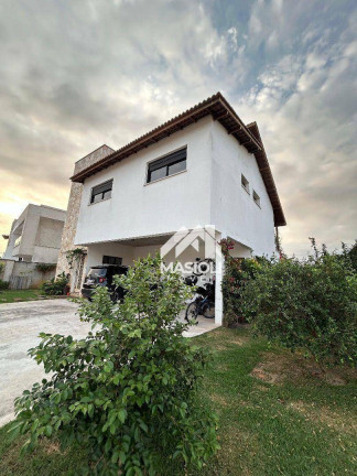 Imagem Casa com 3 Quartos à Venda ou Locação, 252 m² em Interlagos - Vila Velha Imagem Casa com 3 Quartos à Venda ou Locação, 252 m² em Interlagos - Vila Velha