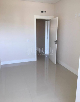 Imagem Sobrado com 3 Quartos à Venda, 190 m² em Centro - Balneário Camboriú Imagem Sobrado com 3 Quartos à Venda, 190 m² em Centro - Balneário Camboriú