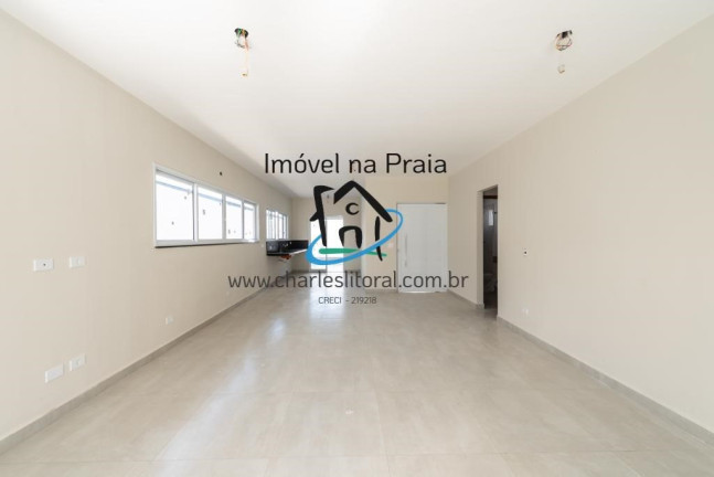 Imagem Casa com 3 Quartos à Venda, 300 m² em Pontal De Santa Marina - Caraguatatuba Imagem Casa com 3 Quartos à Venda, 300 m² em Pontal De Santa Marina - Caraguatatuba