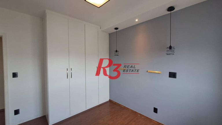 Imagem Apartamento com 4 Quartos para Alugar, 204 m² em Embaré - Santos