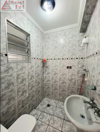 Imagem Casa com 2 Quartos à Venda, 64 m² em Maracanã - Praia Grande