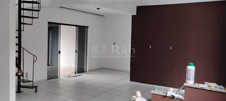 Imagem Sobrado com 2 Quartos à Venda, 220 m² em Cordeiros - Itajaí Imagem Sobrado com 2 Quartos à Venda, 220 m² em Cordeiros - Itajaí
