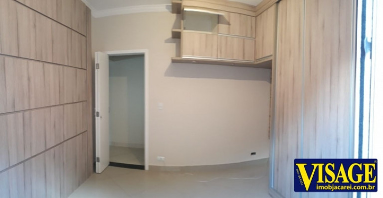 Imagem Sobrado com 2 Quartos à Venda,  em Jd. St. Marina - Jacareí