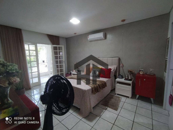 Imagem Casa com 6 Quartos à Venda, 171 m² em Engenho Do Meio - Recife Imagem Casa com 6 Quartos à Venda, 171 m² em Engenho Do Meio - Recife