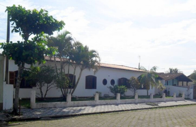 Imagem Casa com 4 Quartos à Venda, 560 m² em Parque Turístico - Peruíbe Imagem Casa com 4 Quartos à Venda, 560 m² em Parque Turístico - Peruíbe