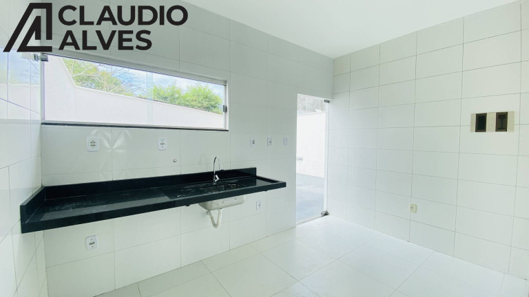 Imagem Casa com 3 Quartos à Venda, 90 m² em Mangabeira - Feira De Santana