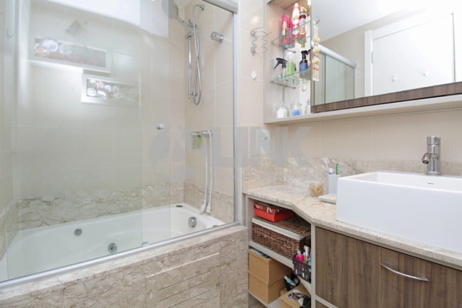 Imagem Apartamento com 3 Quartos à Venda, 84 m² em Passo Da Areia - Porto Alegre Imagem Apartamento com 3 Quartos à Venda, 84 m² em Passo Da Areia - Porto Alegre