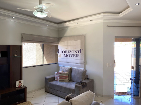 Imagem Casa com 2 Quartos à Venda, 248 m² em Santo Antônio - Campo Grande