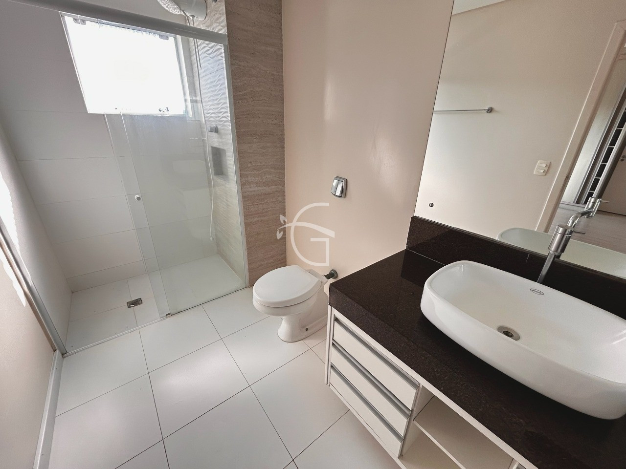 Imagem Imóvel com 3 Quartos à Venda, 108 m² em Costa E Silva - Joinville